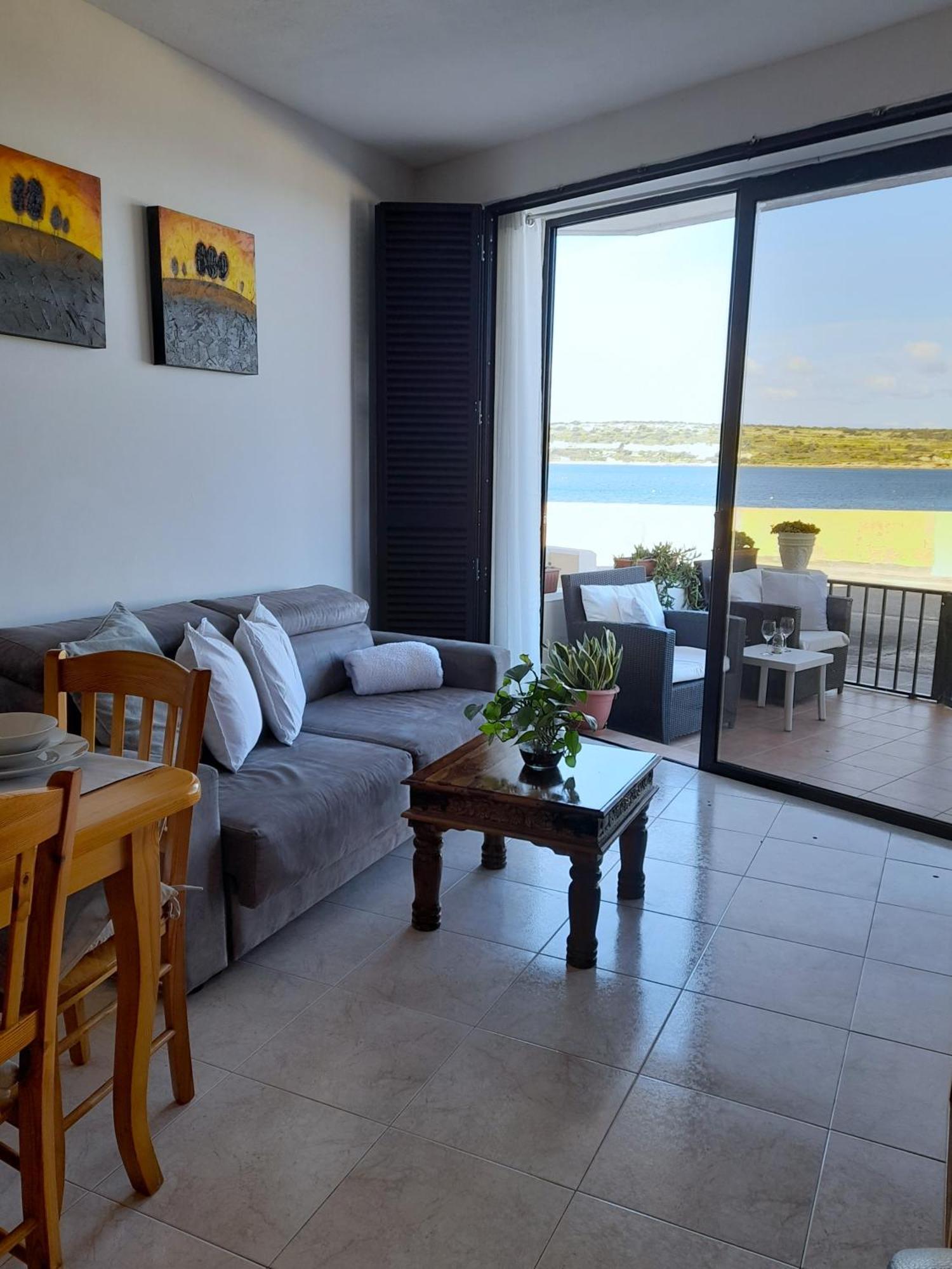 מליאהה Seafront Maisonette Ocean Views & Terrace מראה חיצוני תמונה